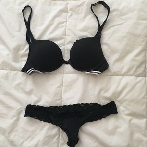 Victoria’s Secret Black Bra